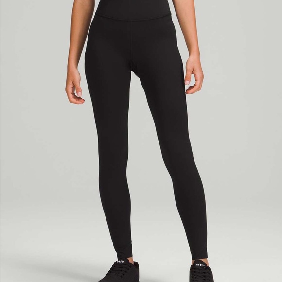 E - Lululemon Base Pace High-Rise Tight 31"
Black - Picture 3 of 5